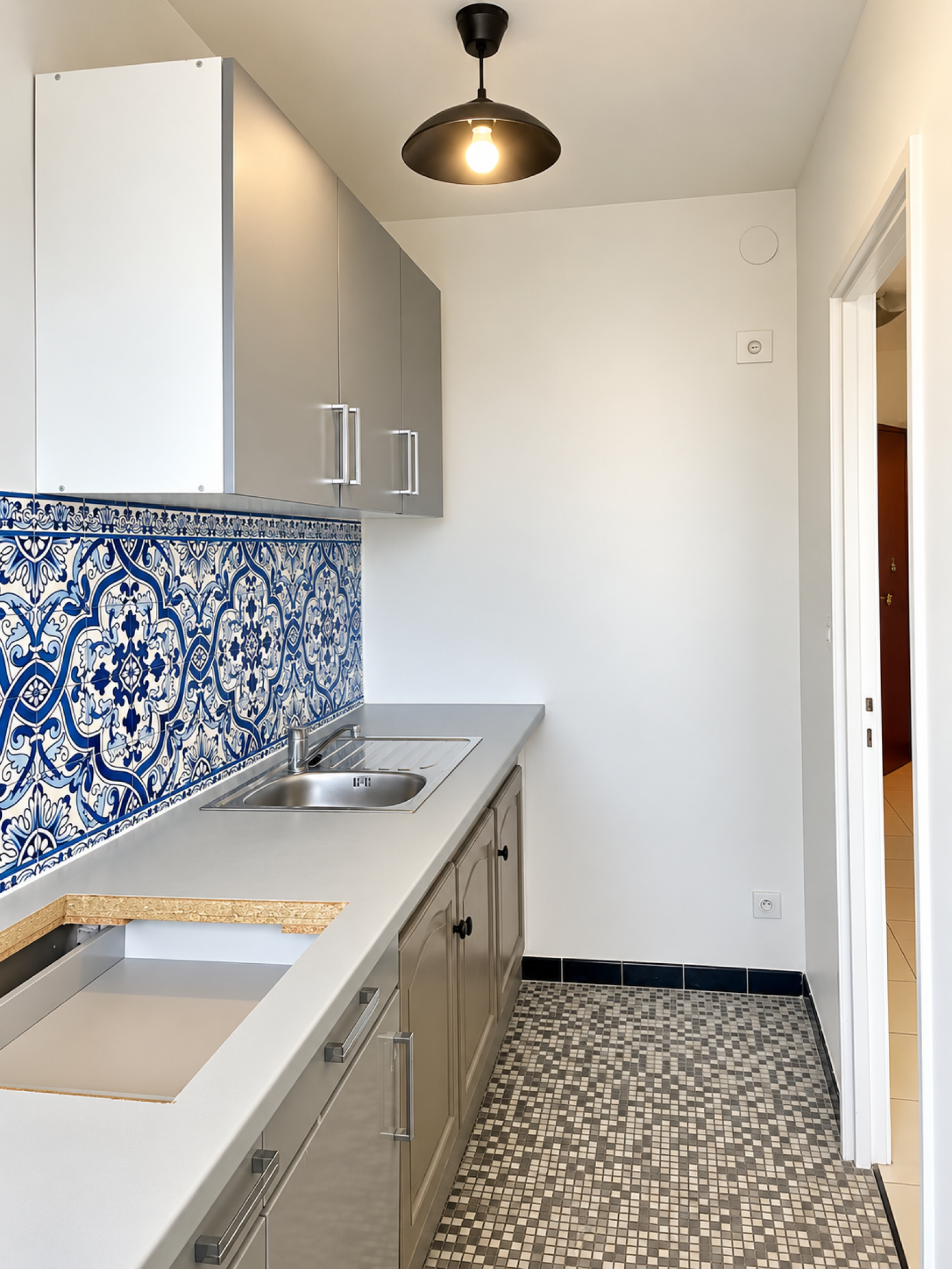 Image_, Studio, Villejuif, ref :AVST10003791