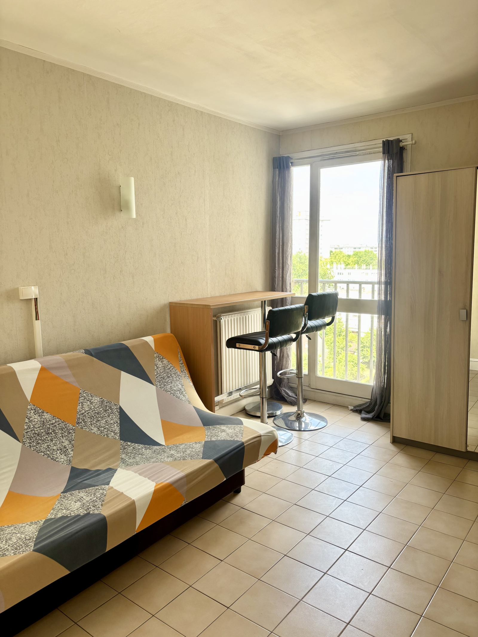 Image_, Studio, Villejuif, ref :ALST10003699