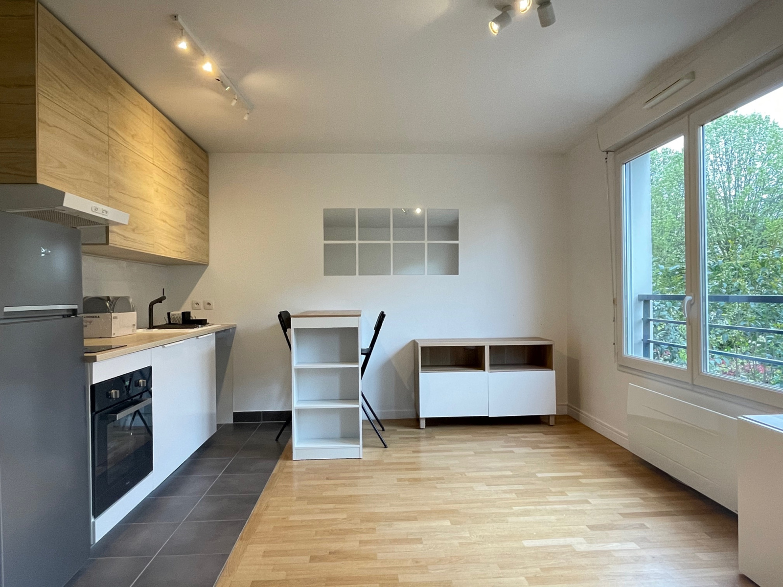 Image_, Studio, Thiais, ref :ALST10003740