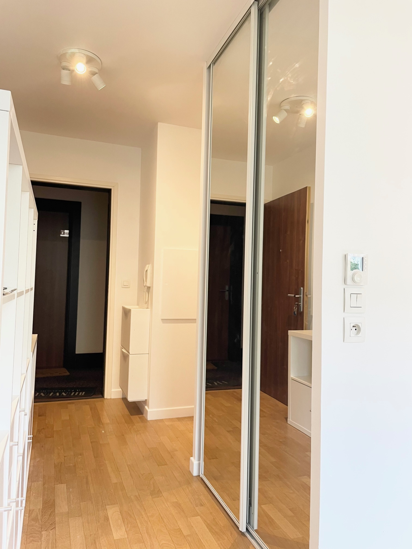 Image_, Studio, Thiais, ref :ALST10003740