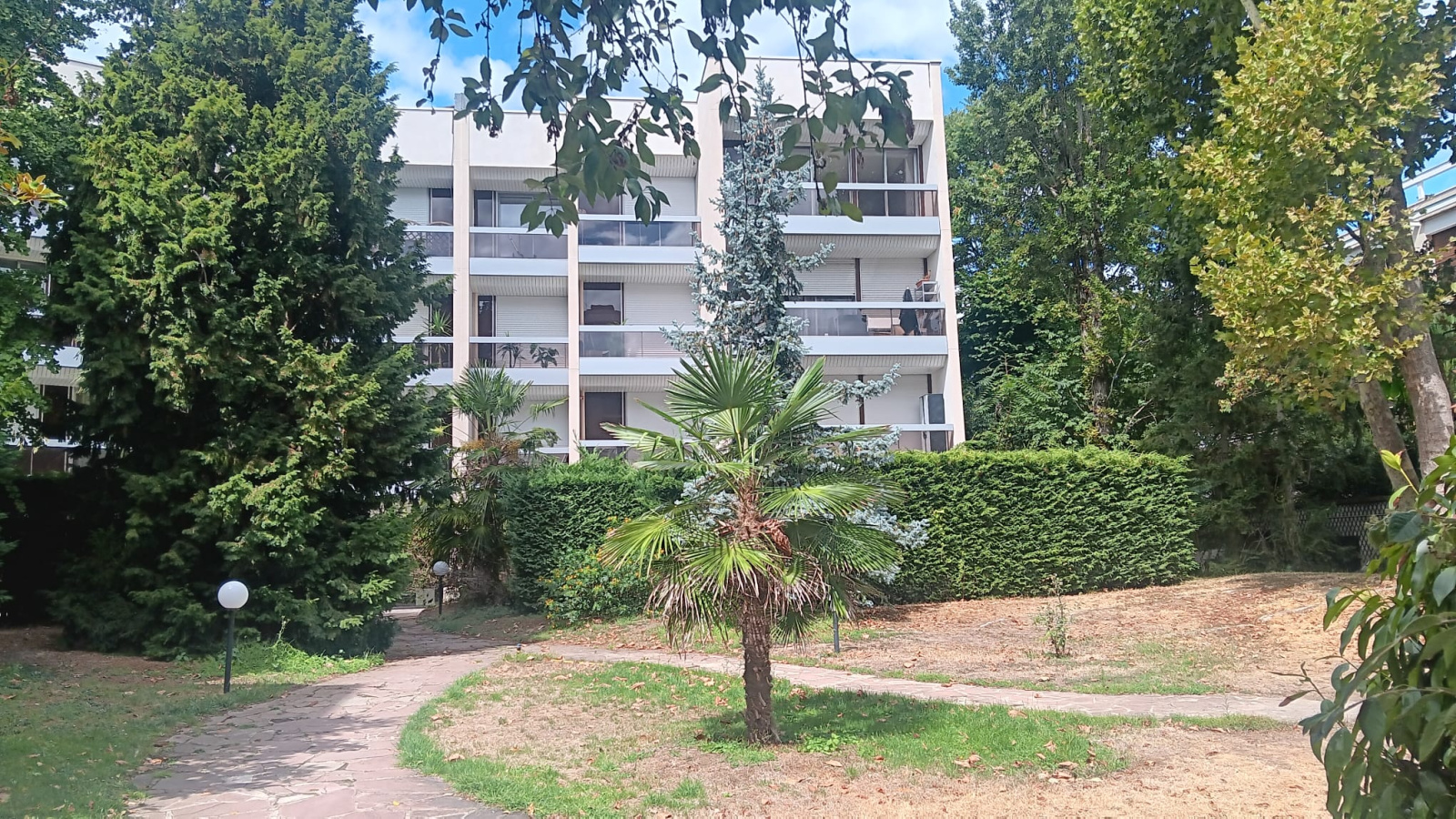Image_, Studio, Boulogne-Billancourt, ref :AVST10003785