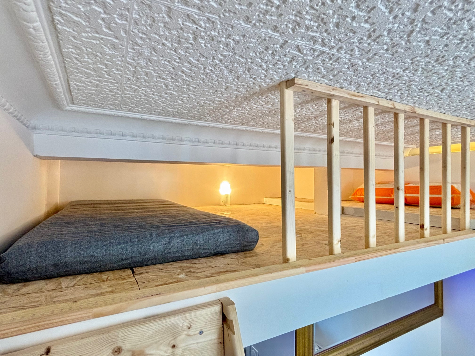 Image_, Studio, Montrouge, ref :ALST10003773