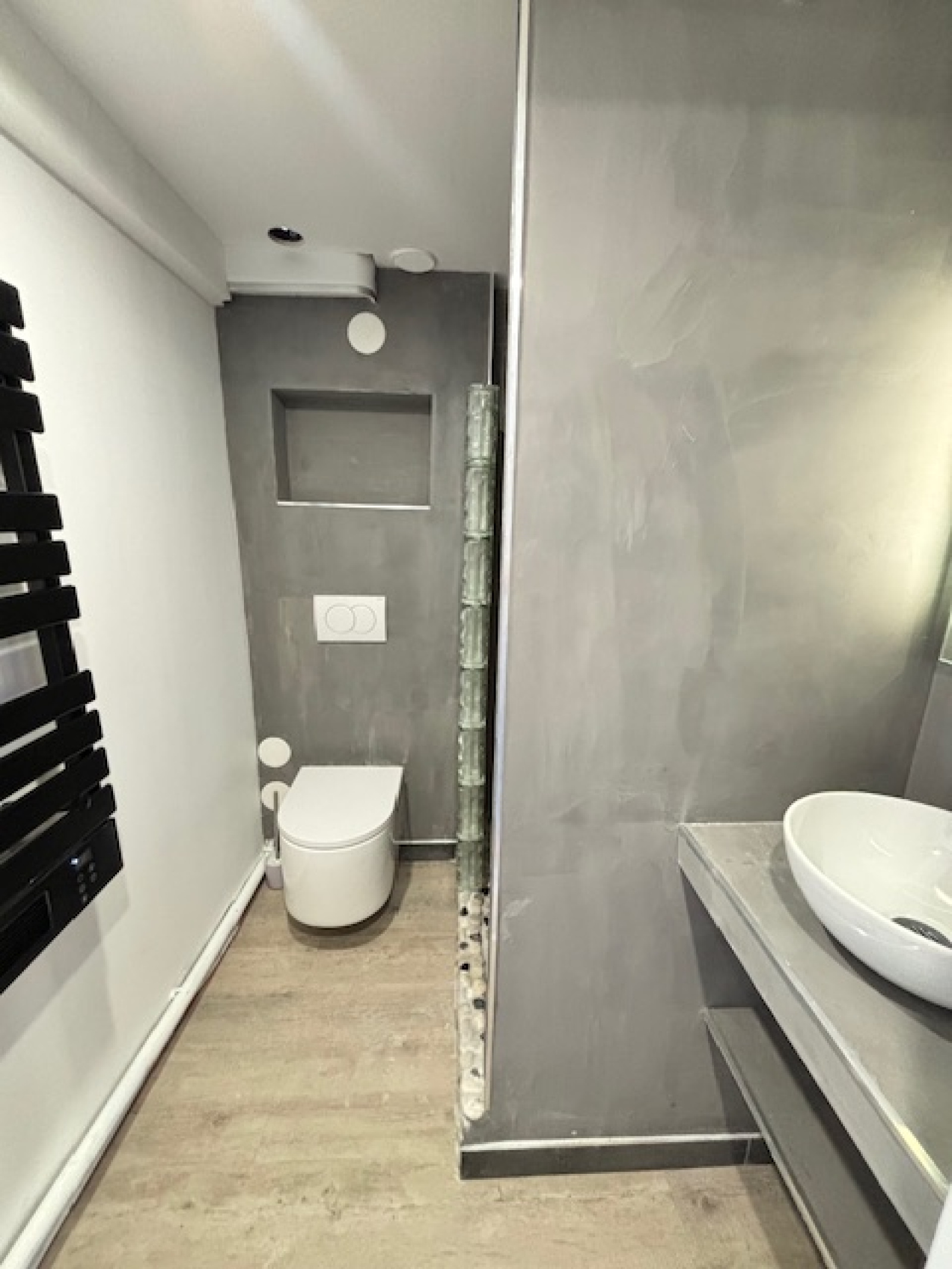 Image_, Studio, Montrouge, ref :ALST10003773