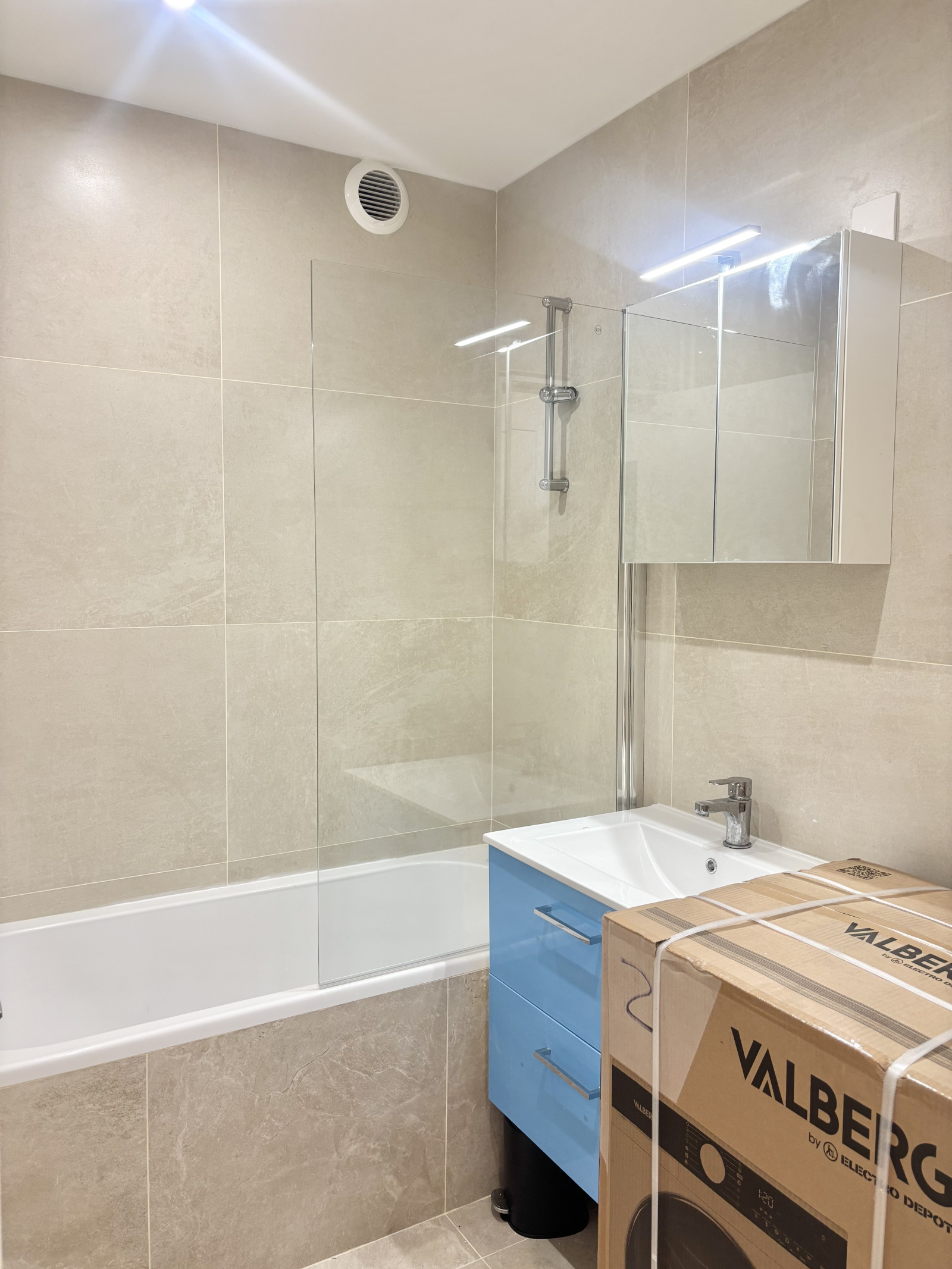 Image_, Studio, Paris, ref :ALST10003690
